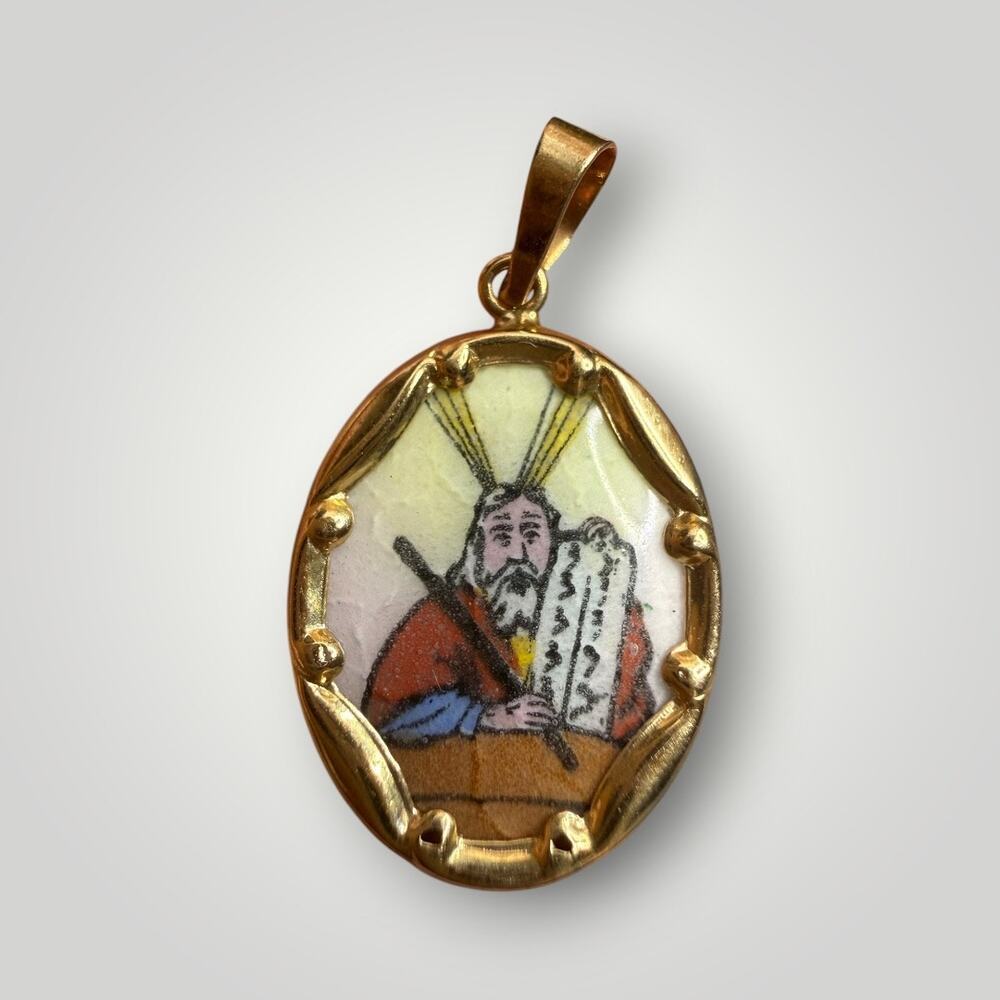 Solid Gold 14K Religious Pendant Moses Ten Commandments Mini Enamel Medal 1.9g